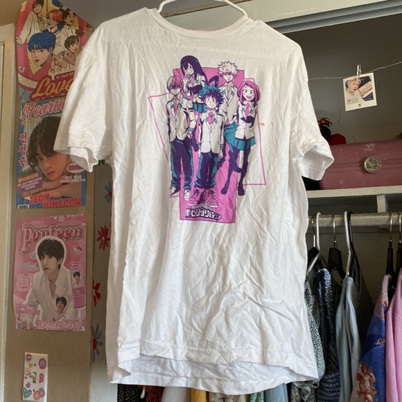 ✨MHA HOT TOPIC TEE ✨ - Picture 3 of 7
